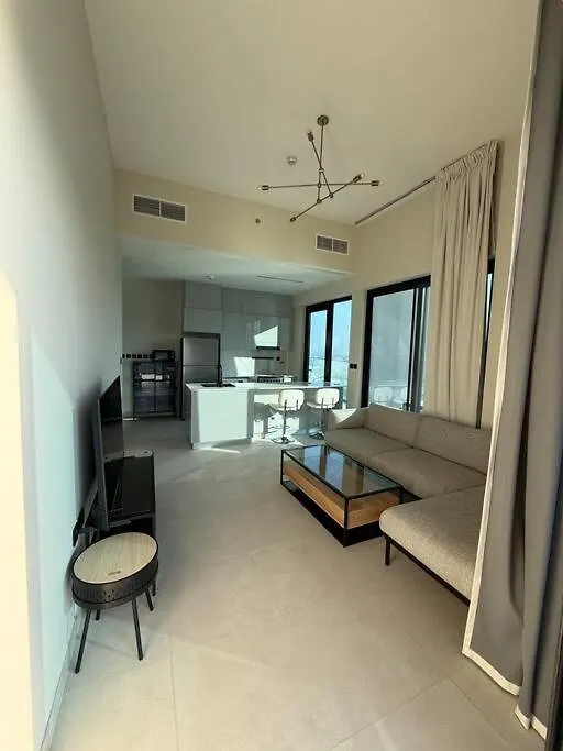Private Pool Penthouse, Downtown Apartment Dubai