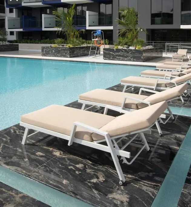 Private Pool Penthouse, Downtown Apartment Dubai