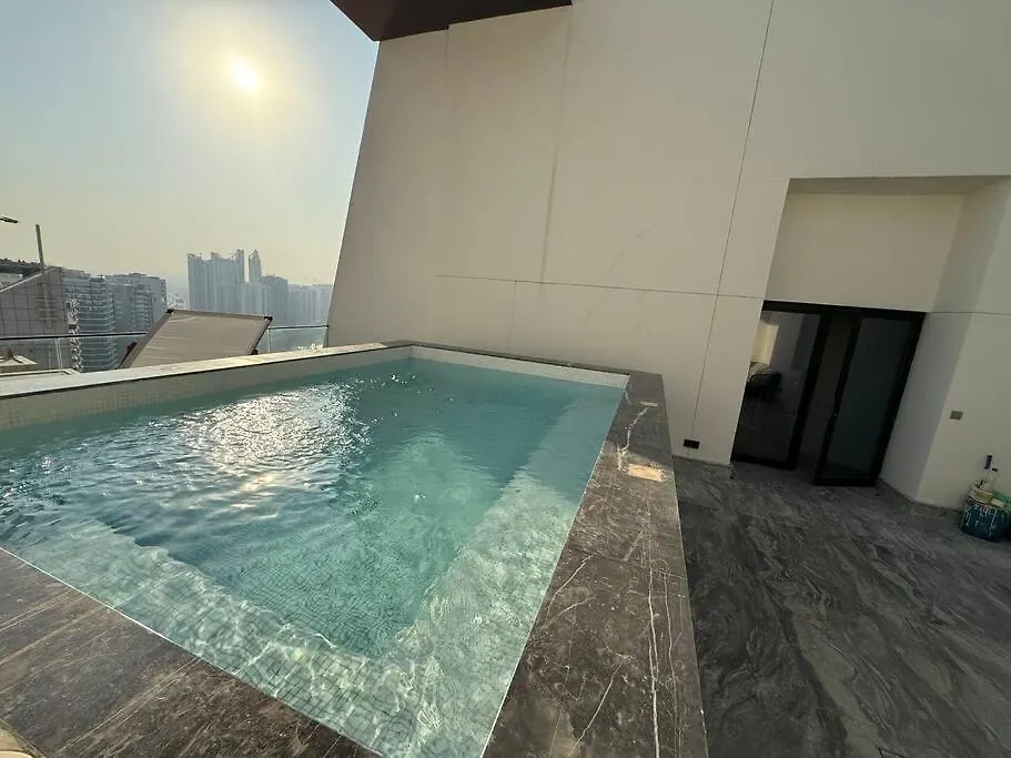 Private Pool Penthouse, Downtown location